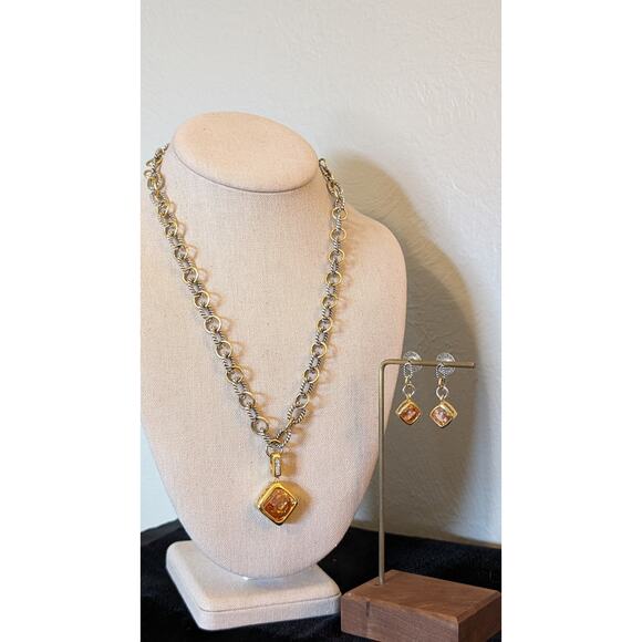 Signed Premier Designs Two Toned Cable Chain Gold Crystal Necklace & Earring Set - Picture 12 of 12